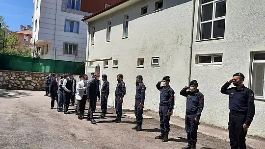 Bayramda Güvenlik Güçlerimiz ve Sağlık Çalışanlarımız Unutulmadı
