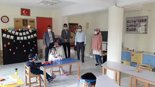Emet'te Ders Zili Tedbirli Çalmaya Başladı