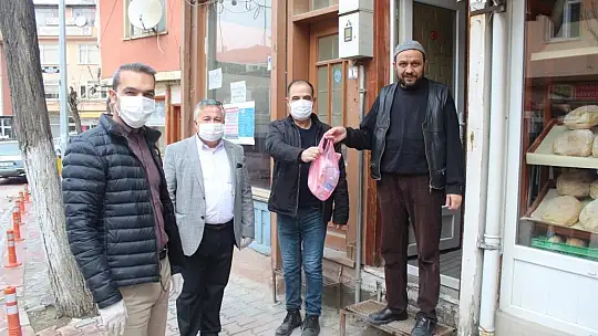 Emet Esnaf Odasından Tüm Esnaflara Maske Ve eldiven