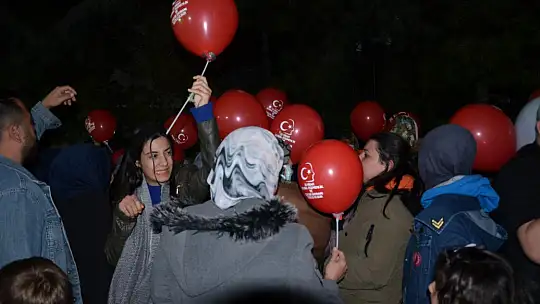 23 Nisan Coşkusu Çocuk Şenliği İle Gece boyu Sürdü