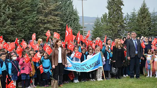 Emet İlçesinde 23 Nisan Coşkusu Yaşandı