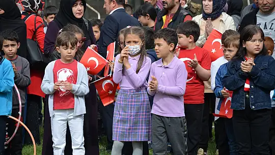 Emet İlçesinde 23 Nisan Coşkusu Yaşandı