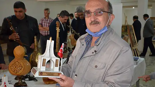 Emetli Sanatçılardan 100.yıl Sergisi