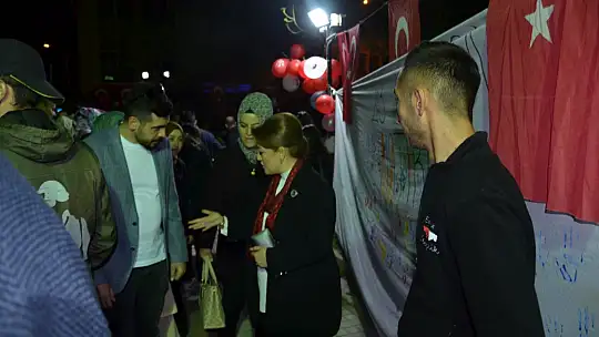 23 Nisan Coşkusu Çocuk Şenliği İle Gece boyu Sürdü