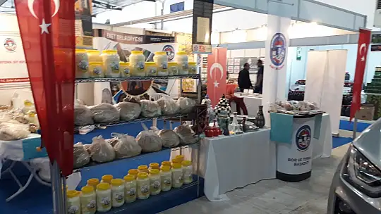 Kütahya Tarım Fuarı açılırken Emet Fuarda yerini aldı