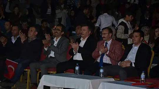 Emet'te 19 Mayıs'ın Gençlik Bayramı Olduğunu Hatırlatan Şölenler