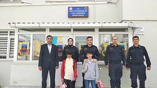 Koltuklar Bugün Çocuklarımızındı