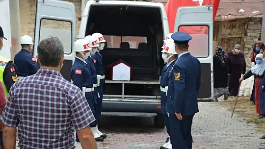 Terhisi Beklenirken Vefat Eden Askerimize Son Görev