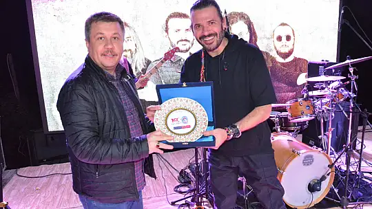 Emet Belediyesi Cumhuriyet Bayramı Haftasında Gençleri Konserde Buluşturdu