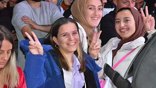 Emet Belediyesi Cumhuriyet Bayramı Haftasında Gençleri Konserde Buluşturdu