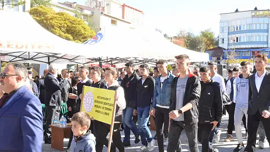 100.yıla Giderken Bu Coşku Hiç Bitmeyecek