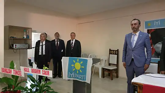 İYİ Partide Başkan Çelik Güven Tazeledi