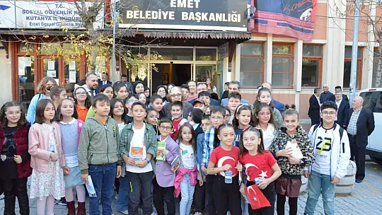 60. Sanat Yılında Gülten Dayıoğlu Memleketi Emet'te Okurları İle Buluştu