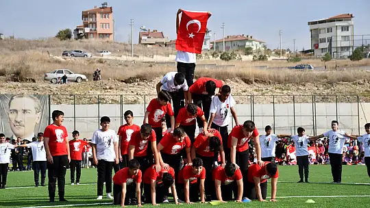 Gazi Emet'te 100. Coşkusu