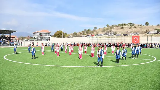 Gazi Emet'te 100. Coşkusu