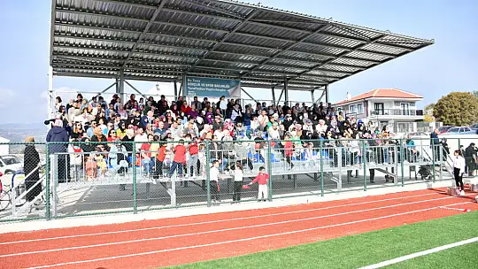 Gazi Emet'te 100. Coşkusu