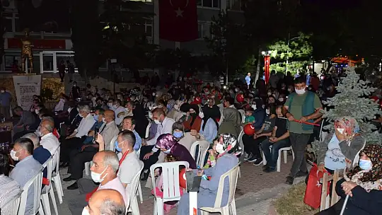 Milli Birlik Gününde Emet Tek Yürekti