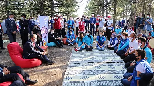 Bakan Kasapoğlu' Törenler İptal Diyenler Kütahya'ya Baksın'