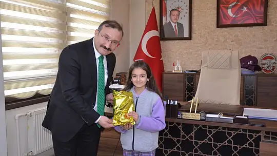 Başkan Doğan Koltuğu Çocuklara Devretti