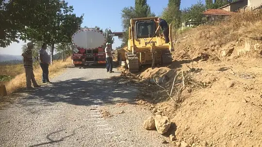 Eğrigöz'de 6 km'lik Yol Alt Yapı Çalışması Sürüyor