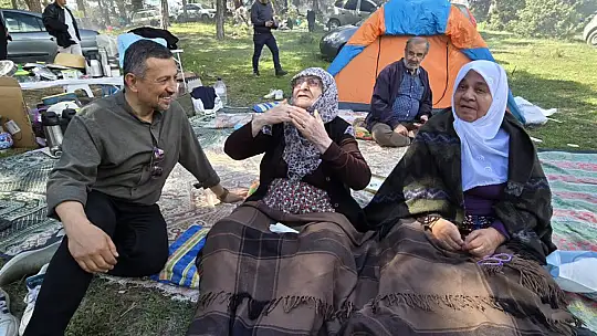 6841 Araç Katıldı 25Bin İnsan Bahar Şenliğinde Buluştu