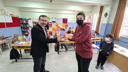 8 Mart'ta Emet'te Çiçekler Açtı