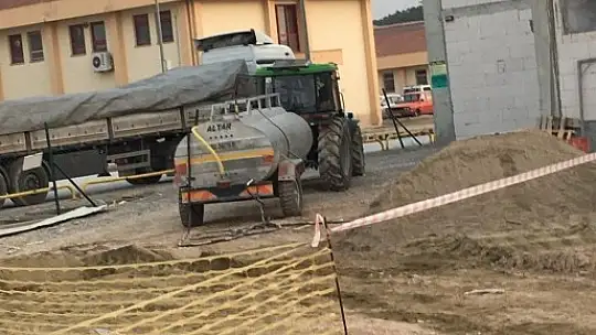 Traktör Şaftına Elbisesini Kaptıran Şoför Hayatını Kaybetti