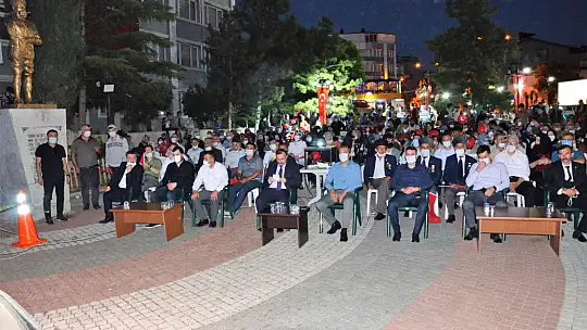 Milli Birlik Gününde Emet Tek Yürekti