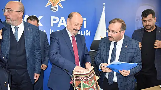Bakan Bilgin'e Dosyalar Verildi