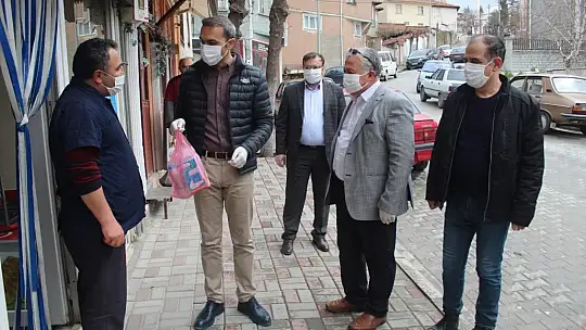 Emet Esnaf Odasından Tüm Esnaflara Maske Ve eldiven