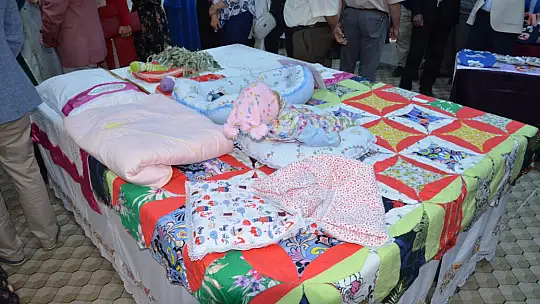Gürpınar Köyünde El ve Göz Emeği Eserler Sergilendi.