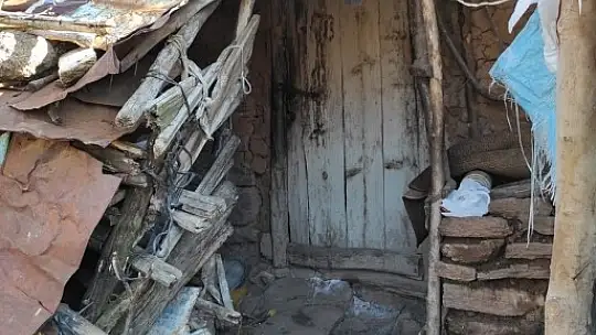 55 Yıl Önce Gelin Geldiği Köyde Harabe Evi Jandarmanın farkındalığıyla Yenilendi
