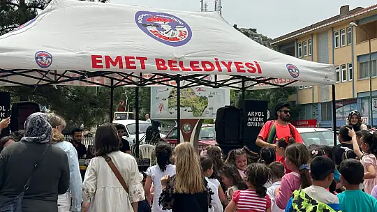 Karne Sevincini Belediye Karne Şenliği İle Kutladılar