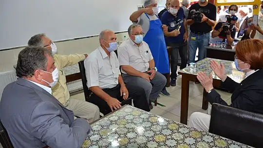 Akşener' Küçük Esnafı Bitiren Büyük Marketler İçin Kanun Düzenlenmelidir'