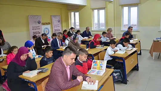 Emet'te Kitap Kampanyasına Yoğun Katılım Sürüyor