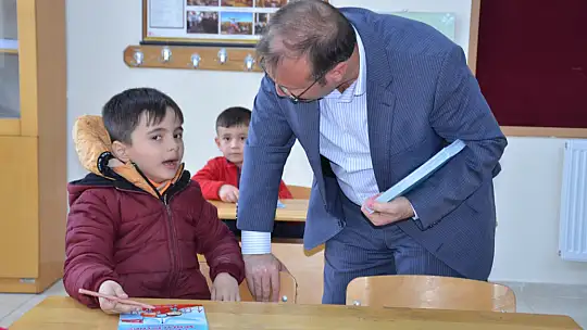Emet Belediyesinden 100.Yılda Çocuklarımıza Anlamlı Hediye