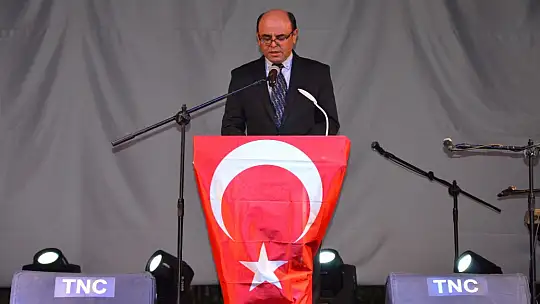 Milli Birlik Gününde Emet Tek Yürekti