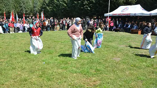 Emet'te Bayram 23 Nisan Coşkusu İle Devam Etti