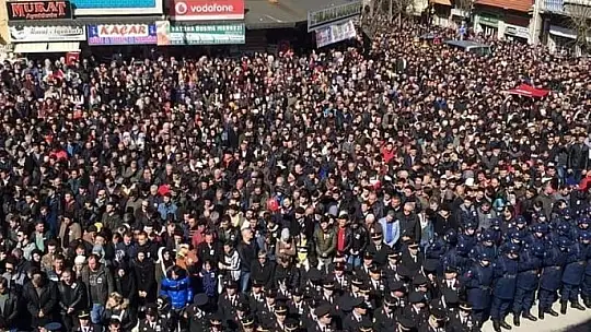Şehidimizi 20 Bin Kişi Uğurladı