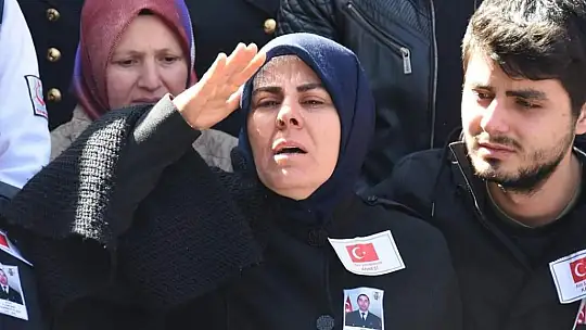 Şehidimizi 20 Bin Kişi Uğurladı