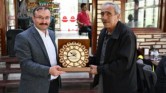 Emet Belediyesinden Emekli Personel Onure Edildi