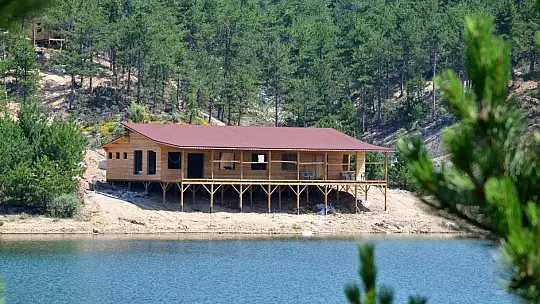 Yeniceköy Gölet Bungalov Evlerinin Tamamlanması Heyecanla Bekleniyor