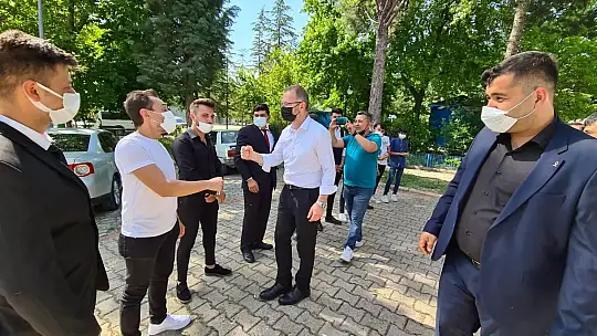 Ak Parti İl Başkanı Ceyhun' Yeni Türkiyeyi 2071 Hedeflerine Gençler Ulaştıracak'