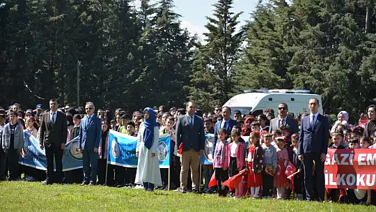 Emet'te Bayram 23 Nisan Coşkusu İle Devam Etti