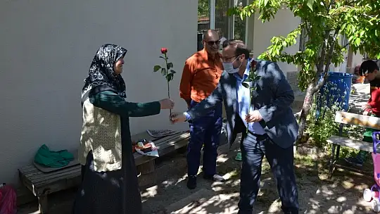 Anneler Gününde Başkan Doğan'dan Engelli Ailelerine Anlamlı Ziyaret