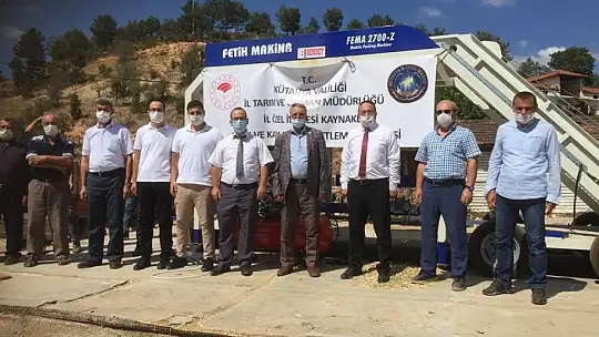 Emet'te Üretici Köylere Silaj Paketleme Makinesi