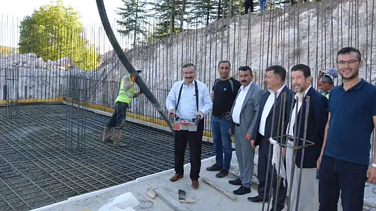 Emet'te Alt Yapı Çalışmaları 11 Ekiple Sürdürülüyor