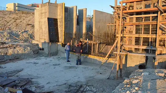 Emet'te Alt Yapı Çalışmaları 11 Ekiple Sürdürülüyor