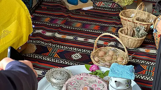 Gürpınar'da 26 Kursiyer Eserlerini Sergiledi