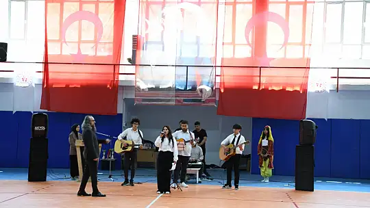 Emet 19 Mayıs'ta Meydan Gençlerin